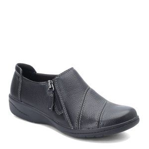 Clarks Women's Cheyn Clay Loafer